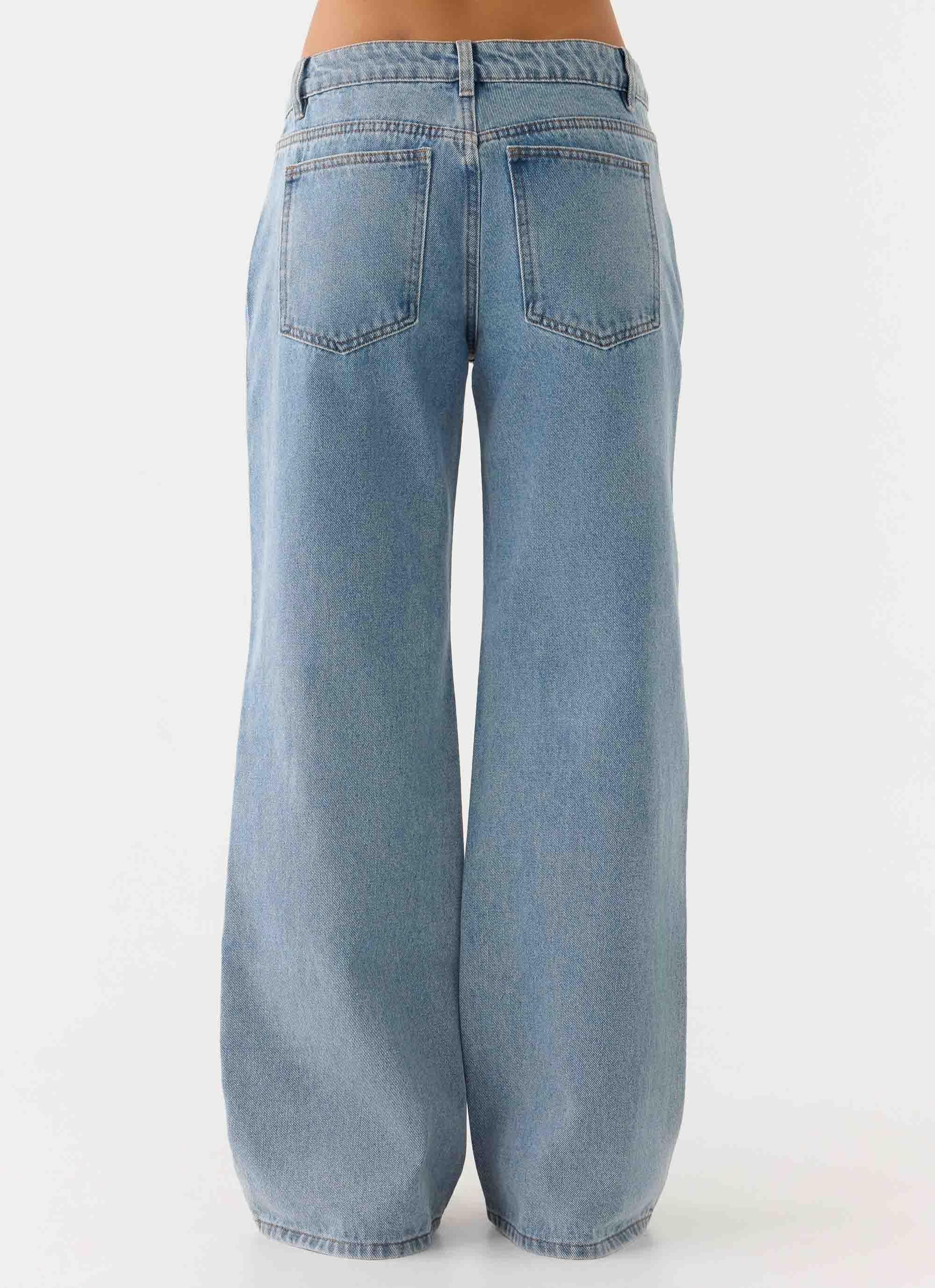 Aesha Low Rise Denim Jeans - Light Denim