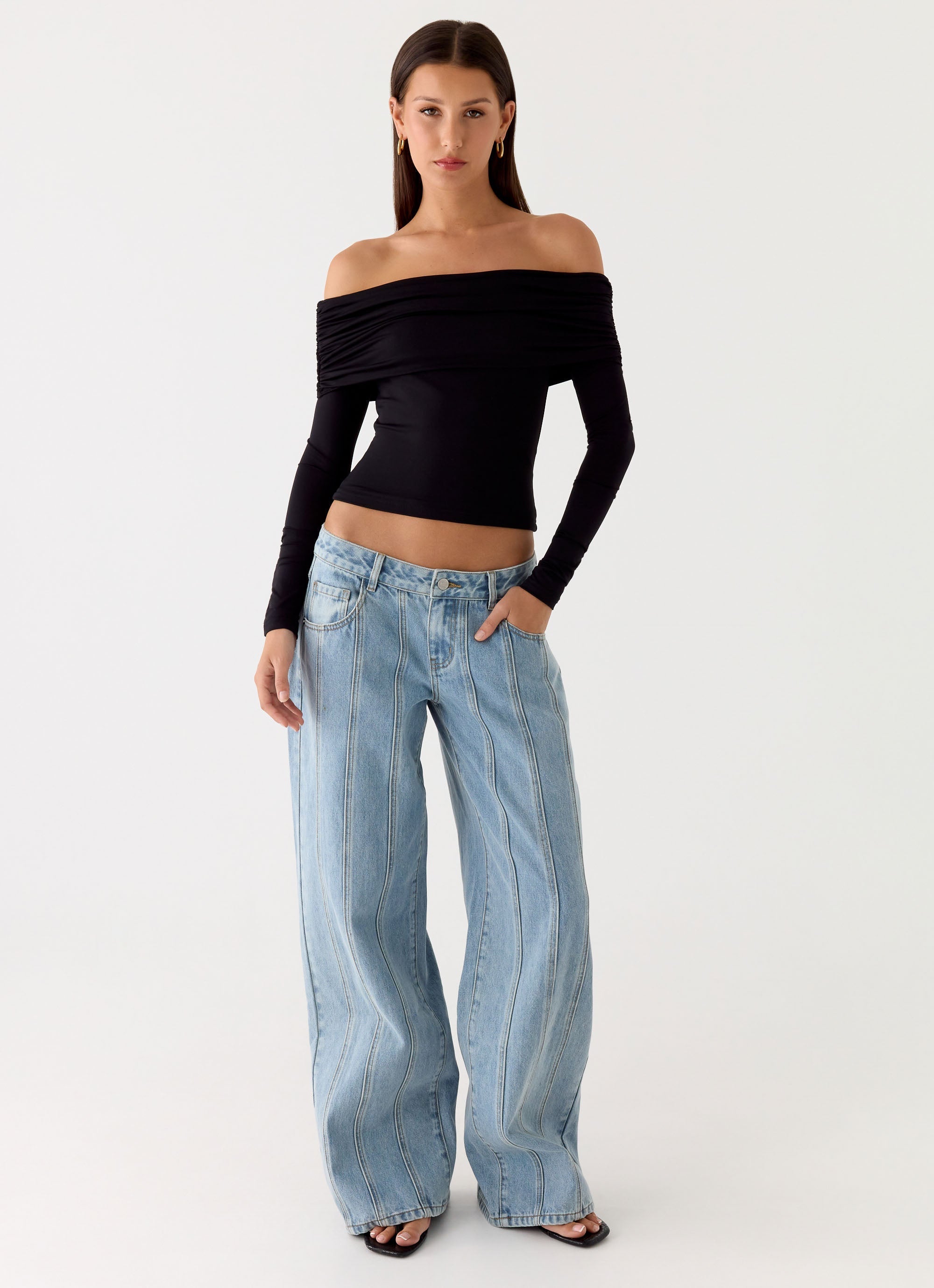 Johnny Low Rise Wide Leg Denim Jeans - Light Blue Wash