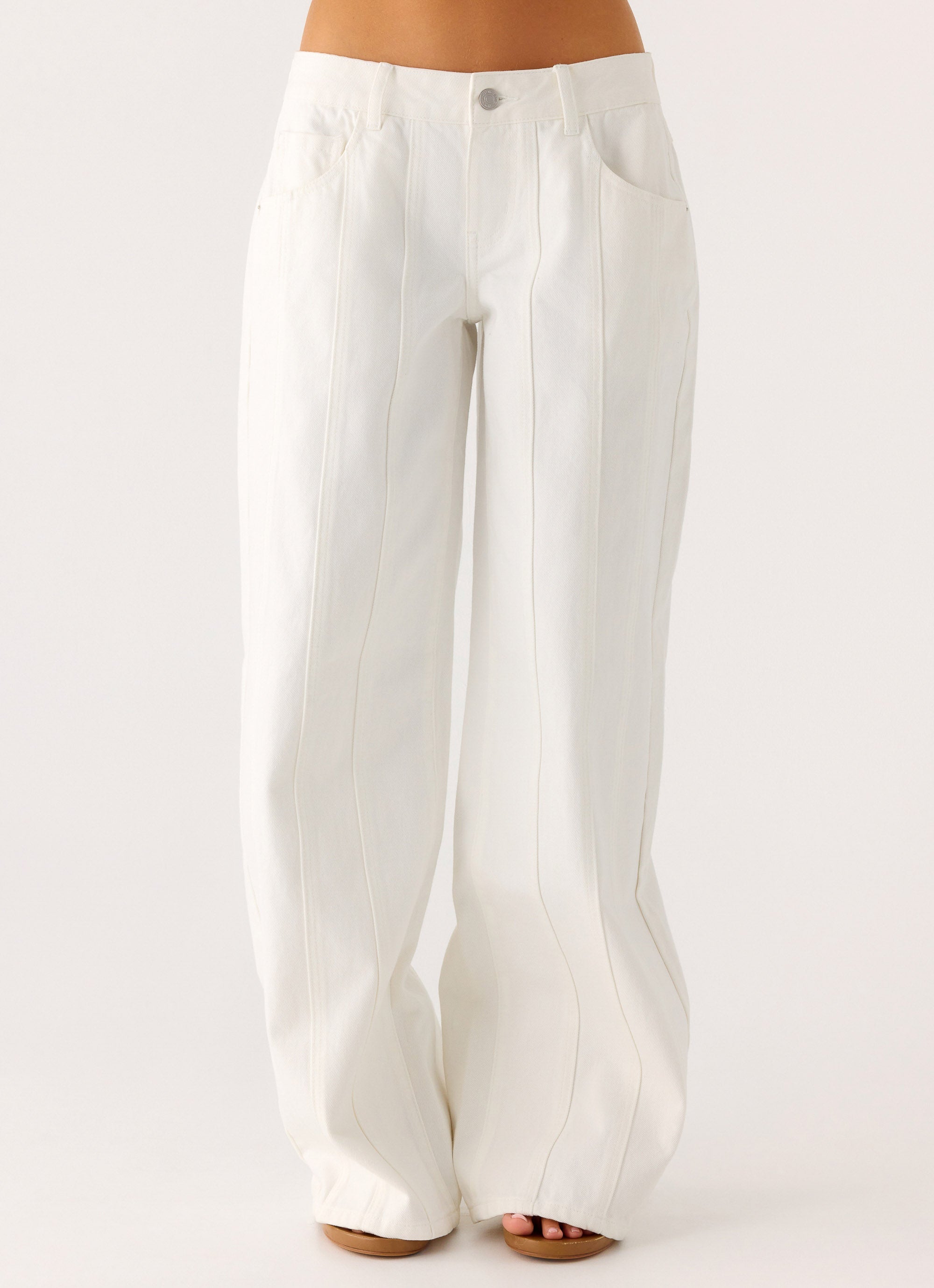 Johnny Low Rise Wide Leg Denim Jeans - White