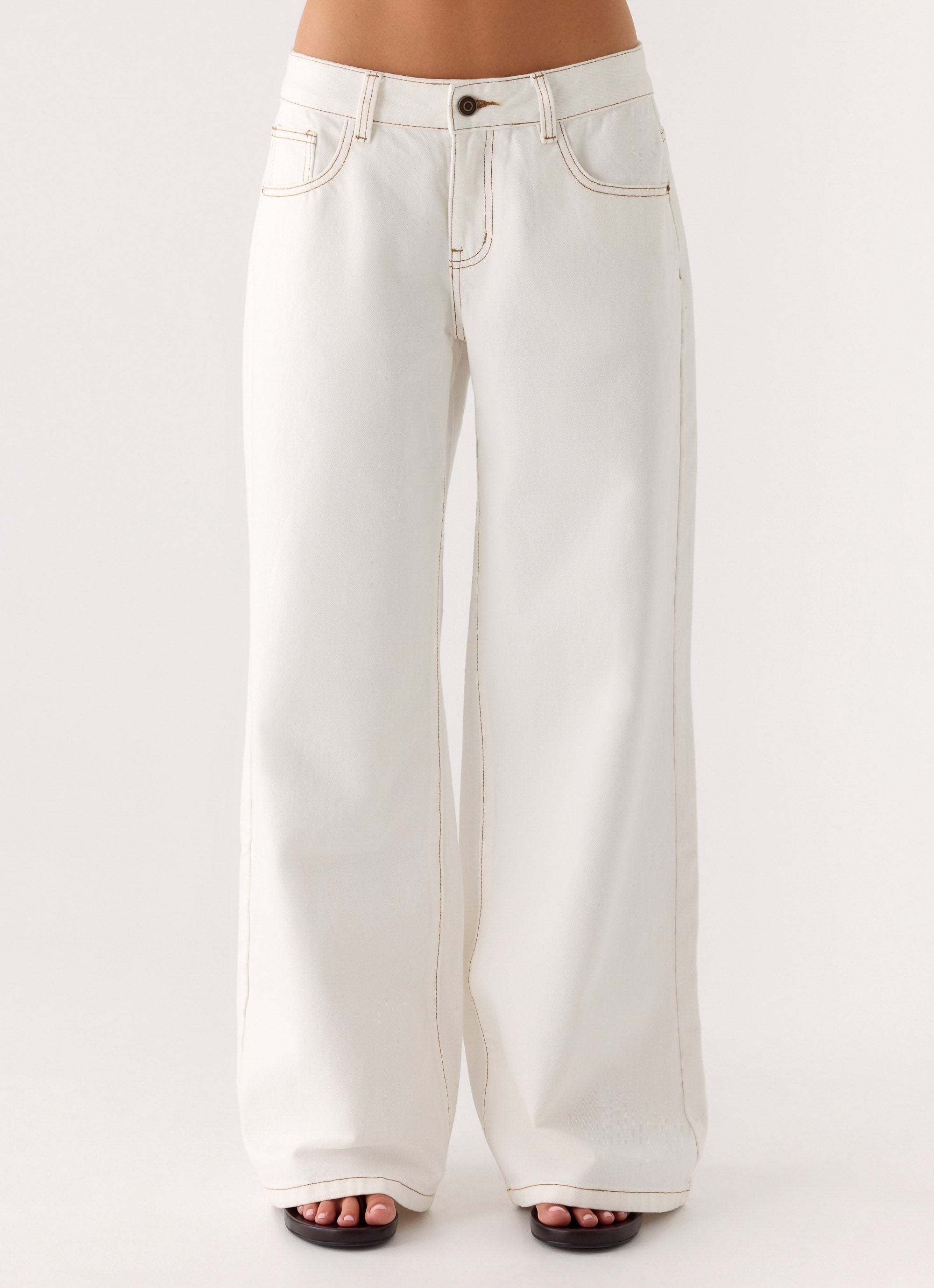 Neo Low Rise Wide Leg Denim Jeans - Ivory
