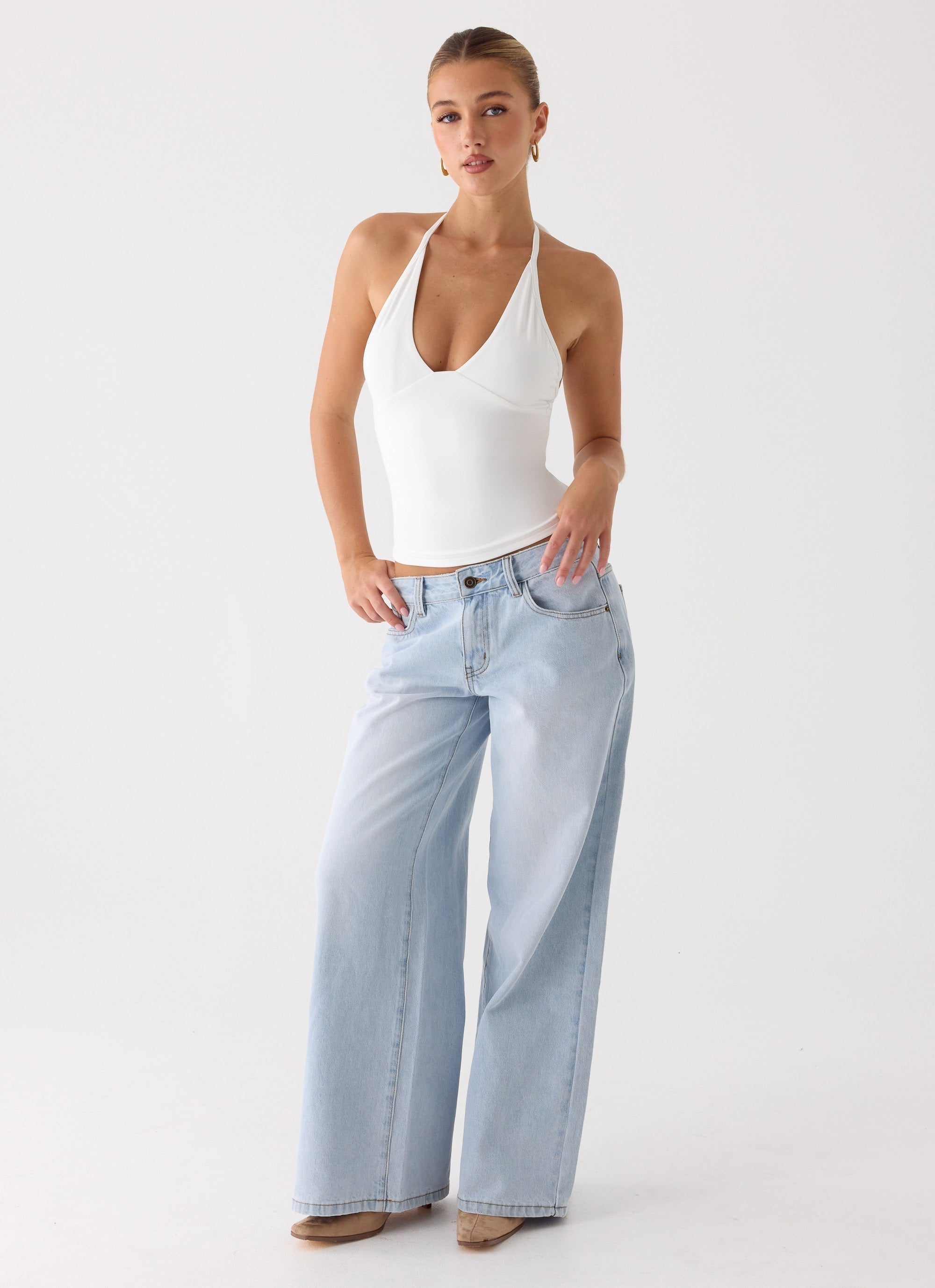 Neo Low Rise Wide Leg Denim Jeans - Light Blue Wash