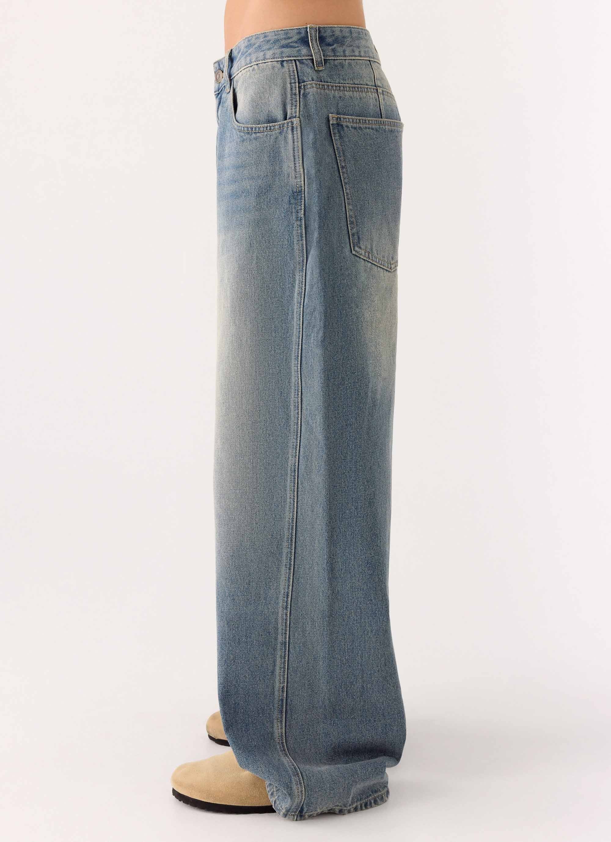 Waylon Low Rise Denim Jeans - Mid Wash Blue